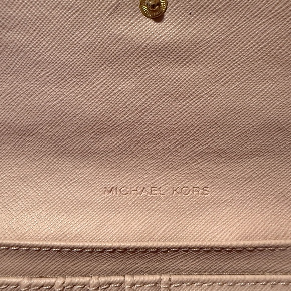 Michael Kors Light Pink Wallet with Gold Logo - Picture 7 of 8